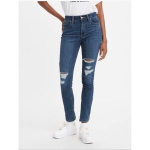 Levi’s Women’s 721 High-Rise Skinny Jeans